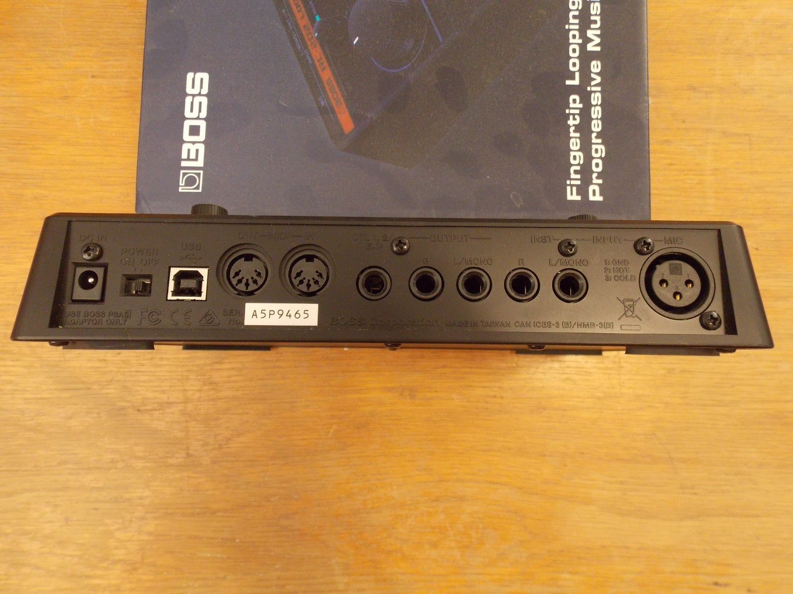 Boss RC202 Compact Tabletop Two-Track Loop Station