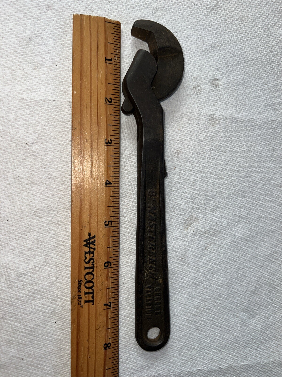 Vintage Heller Bros. Self Adjusting MASTERENCH 8" WRENCH PATENTED Horse Logo USA