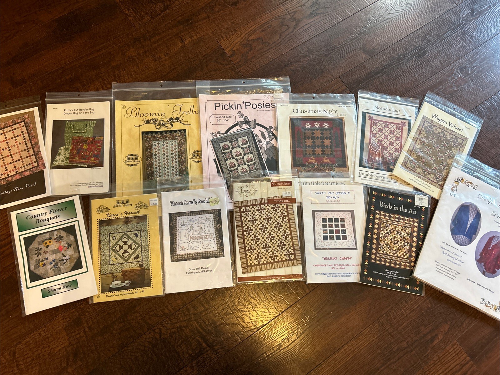 Lot of 14 Quilt Sewing Craft Patterns Various Brands & Themes