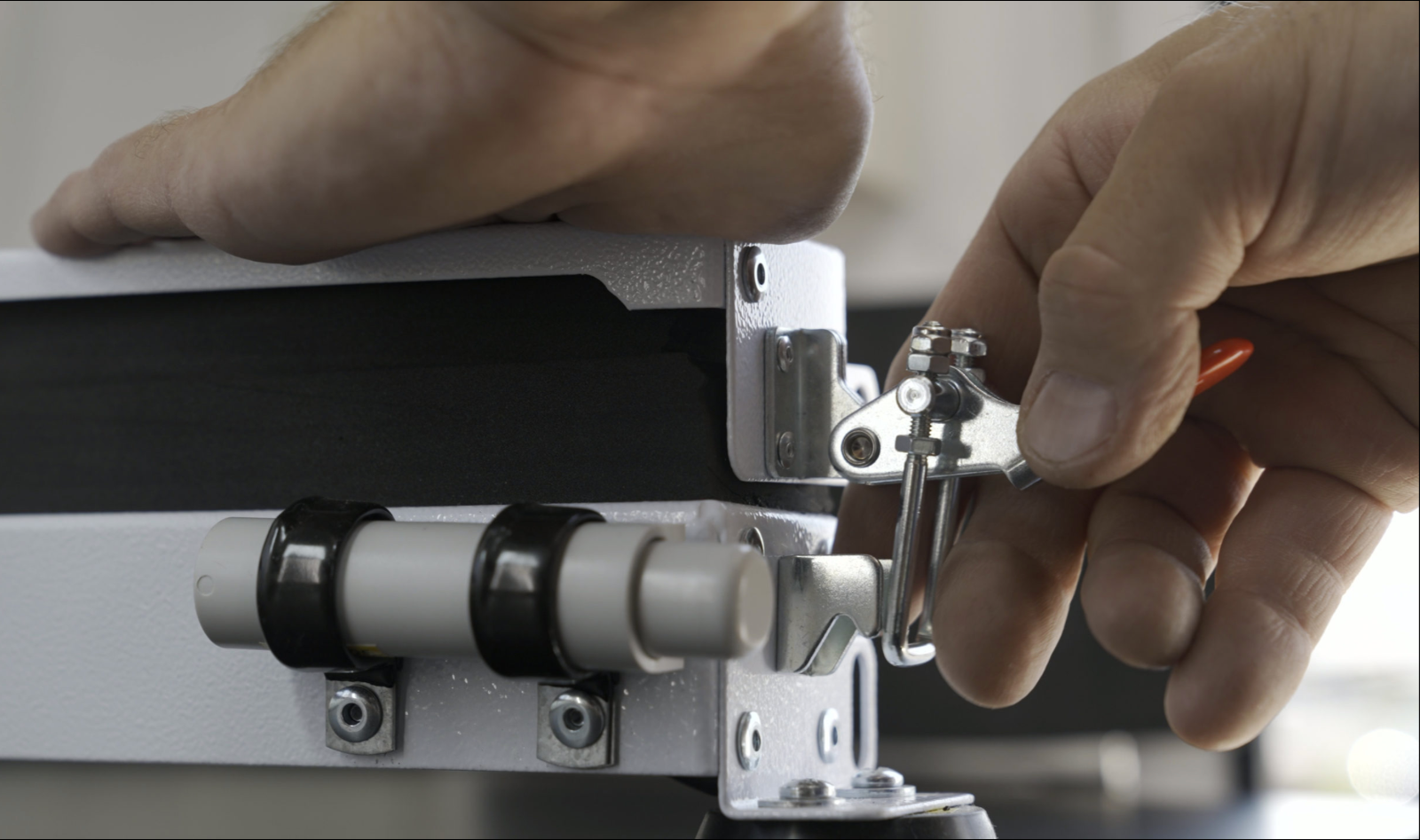 Pelsue 9S27 Fiber Optic Cable Clamp, Suction Cup