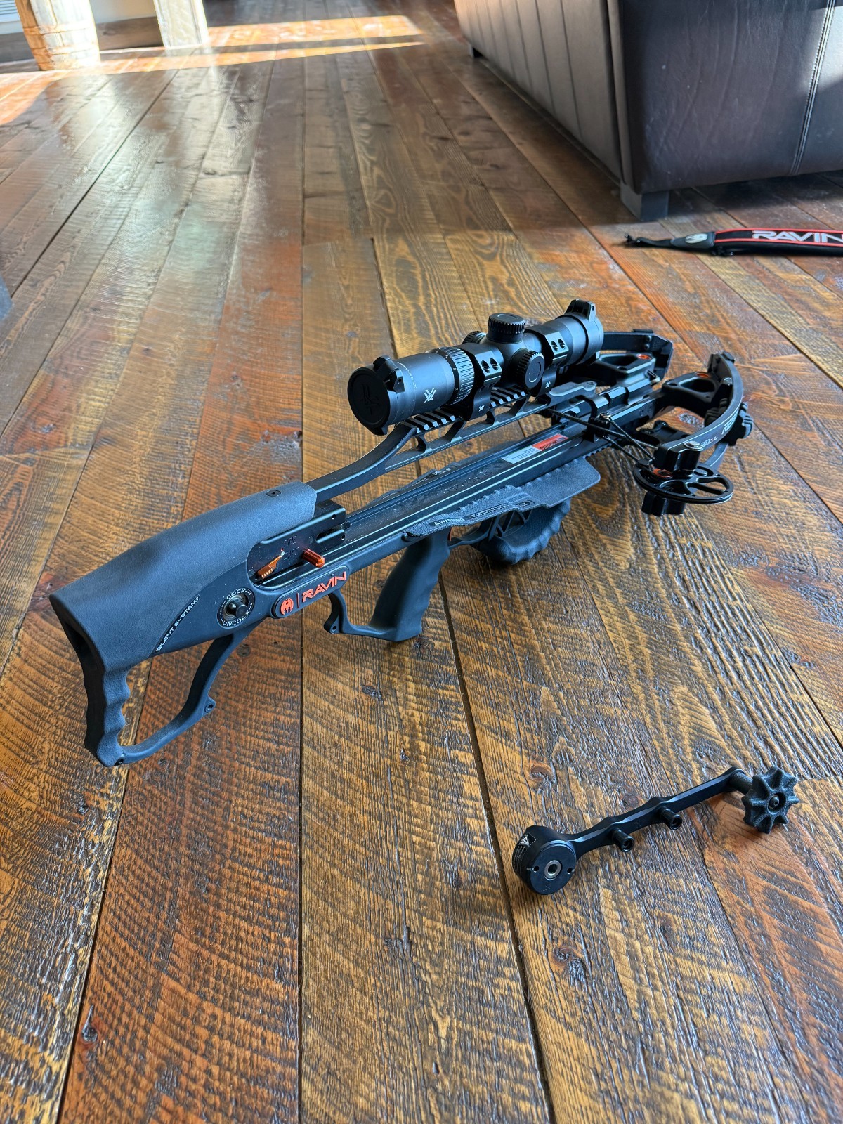 Ravin R29X Sniper Crossbow Platinum w/ Vortex Scope