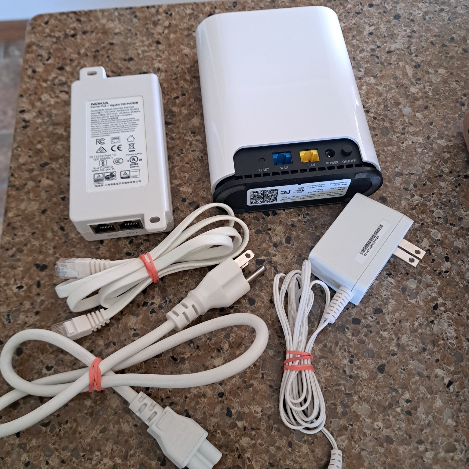 Nokia Beacon 1 Wireless Access Point HA-020W-B White, 1 LAN Port Ethernet Router