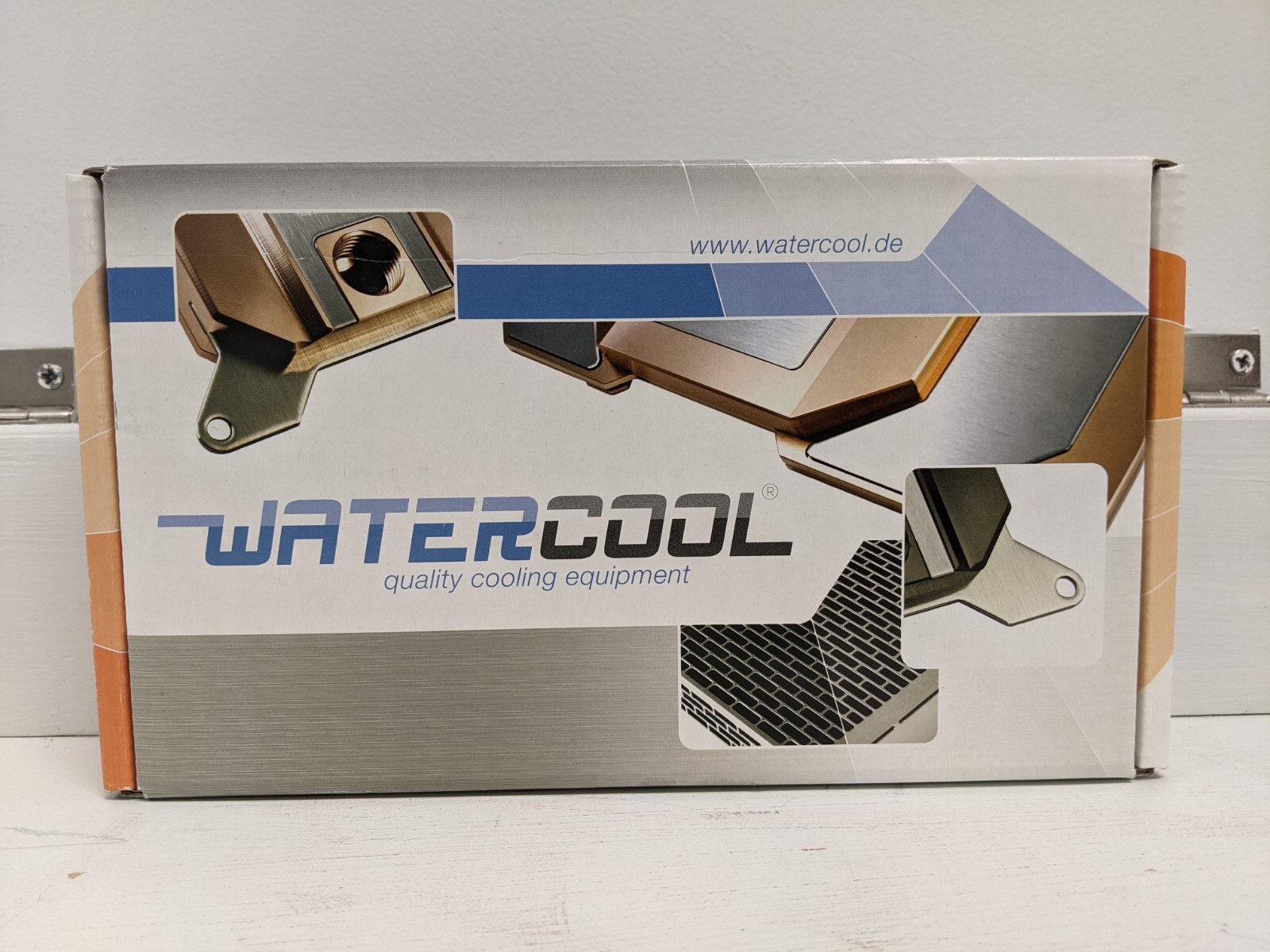 Watercool HEATKILLER Tube - Stand for 120mm Fan Mounting - NEW Factory Sealed