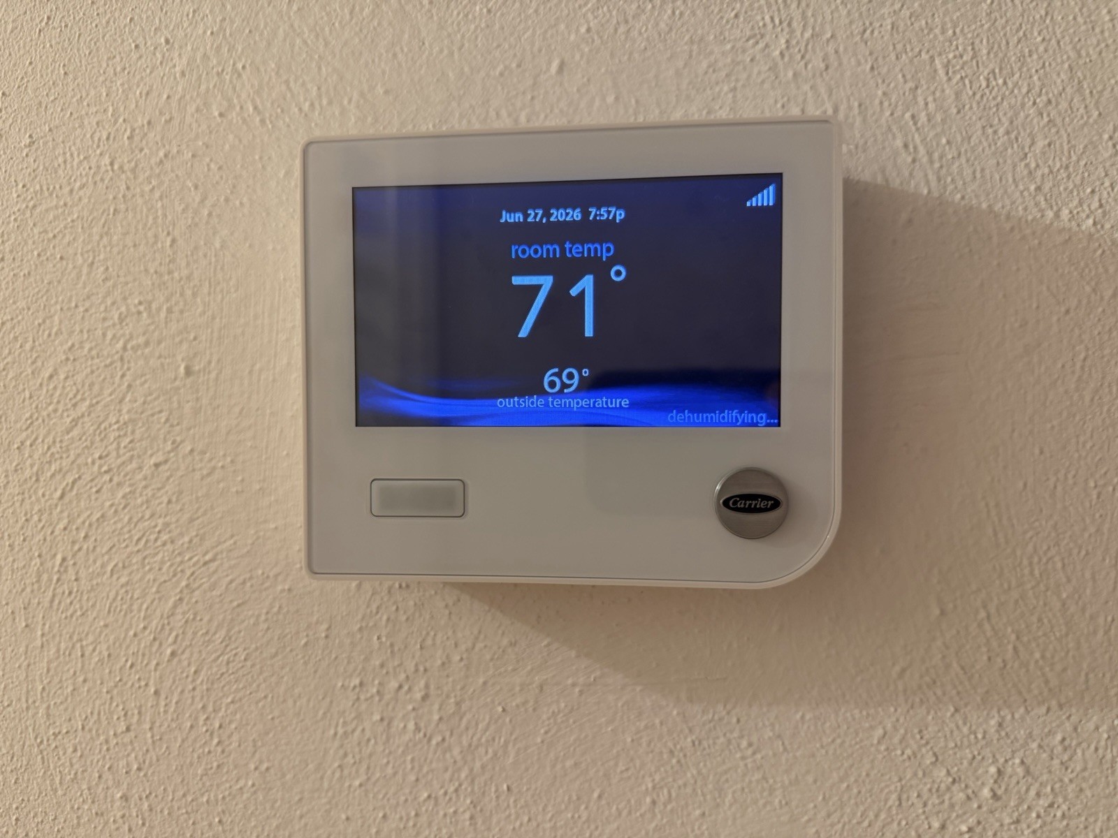 Carrier White Wi-Fi Programmable Touchscreen Wall-Mounted Thermostat