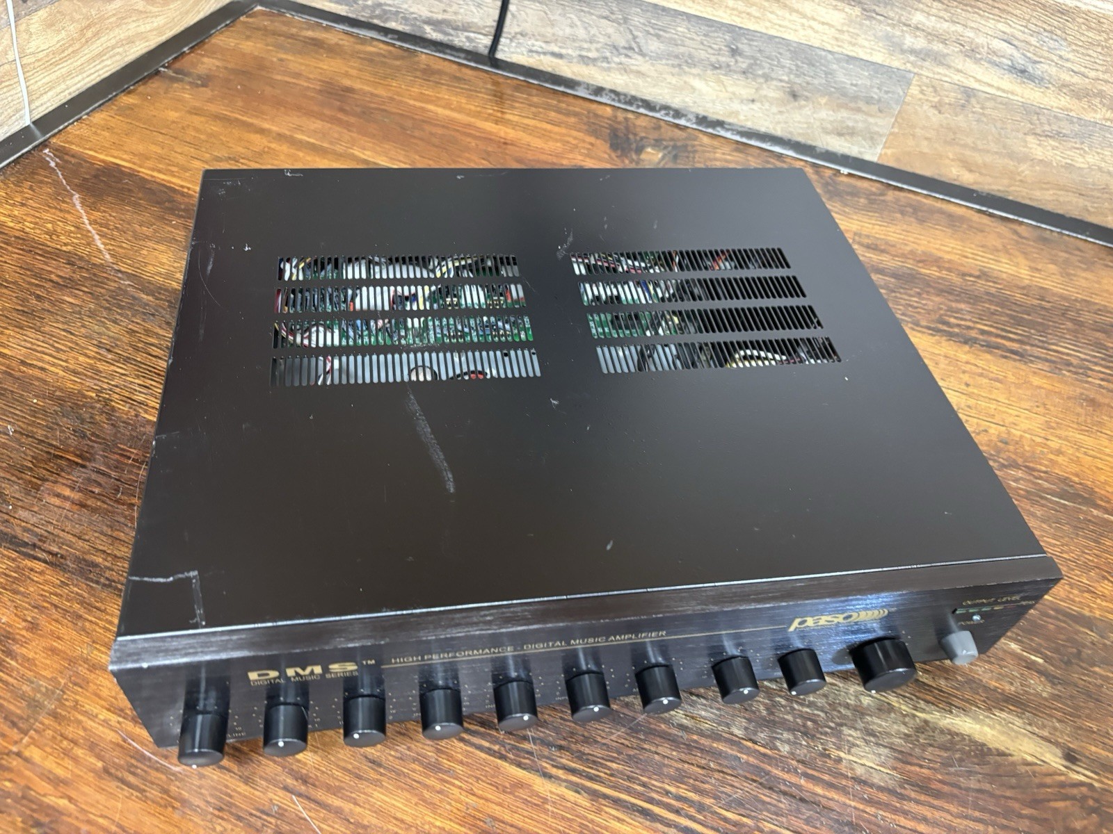 PASO DIGITAL MUSIC AMPLIFIER DMS3040B
