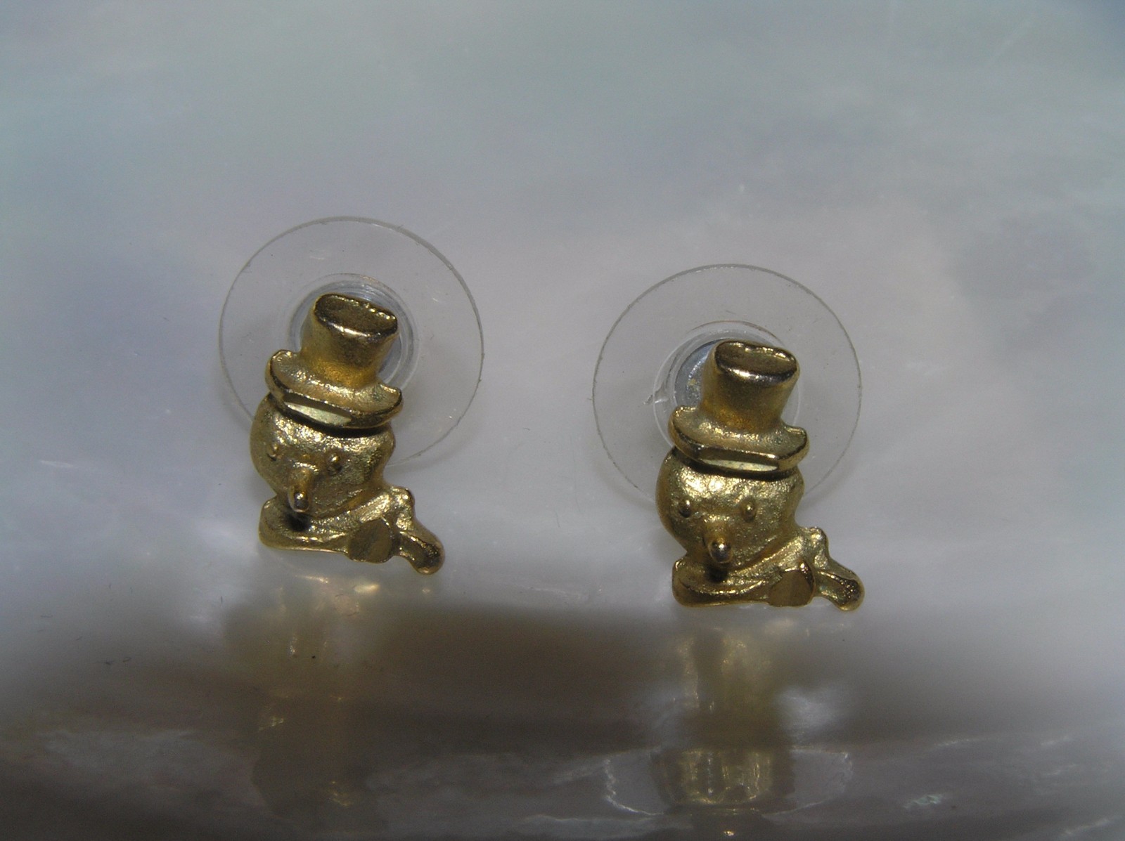 Estate Dainty Brushed Goldtone Frosty Snowman Head Post Earrings for Pierced Ear