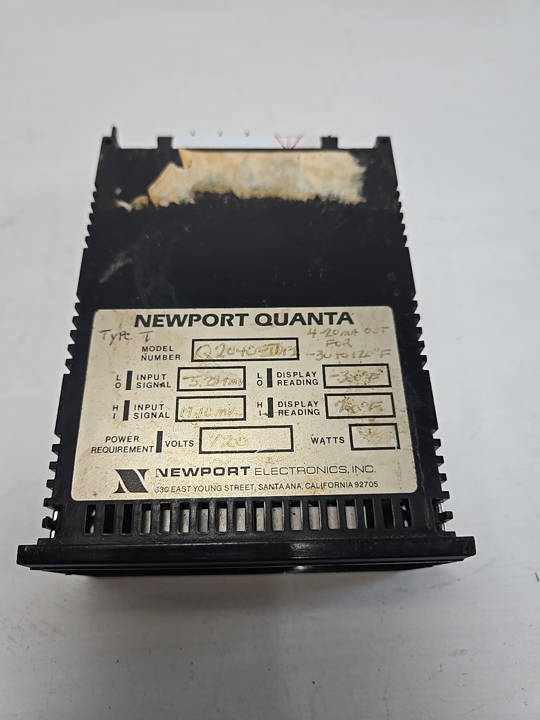 TEMPERATURE DISPLAY PANEL METER NEWPORT QUANTA Q2040-TDF1