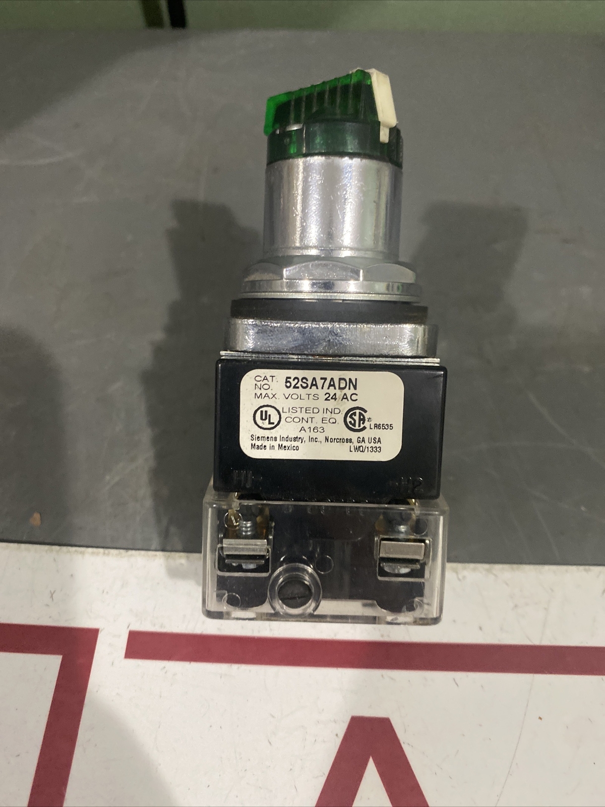 SIEMENS 52SA7ADN SELECTOR SWITCH OPERATOR Nos No Box