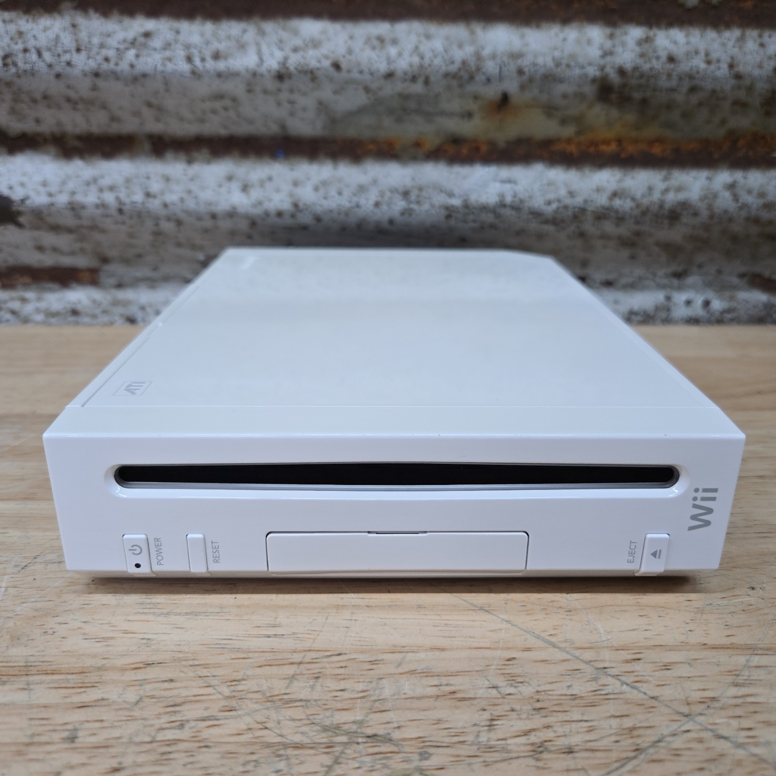Nintendo Wii RVL-001 Gamecube Compatible - Console Only - White