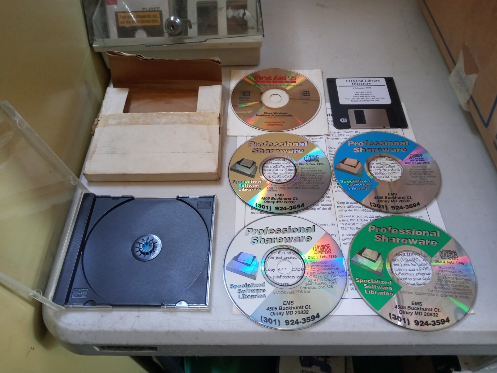 Vintage 1996 EMS Professional Software Shareware 4 CD-Rom Set with Extras
