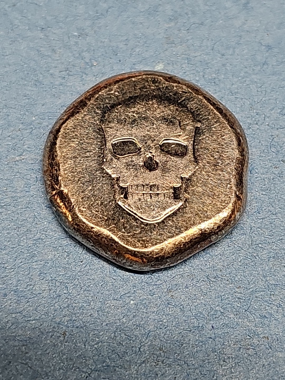 Hand Poured Skull 9Fine Mint 1/2 Troy Oz 999 Fine Silver Round #1