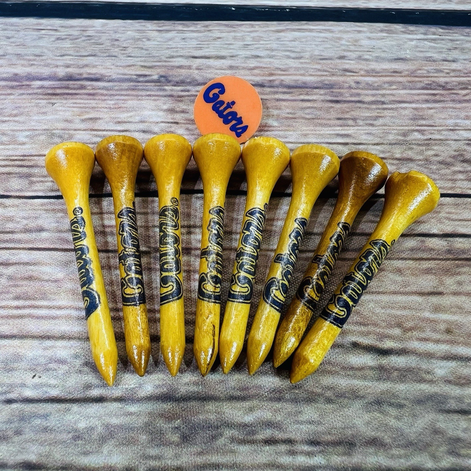 Vintage wooden Lot Of 8 Gators Golf Tees New