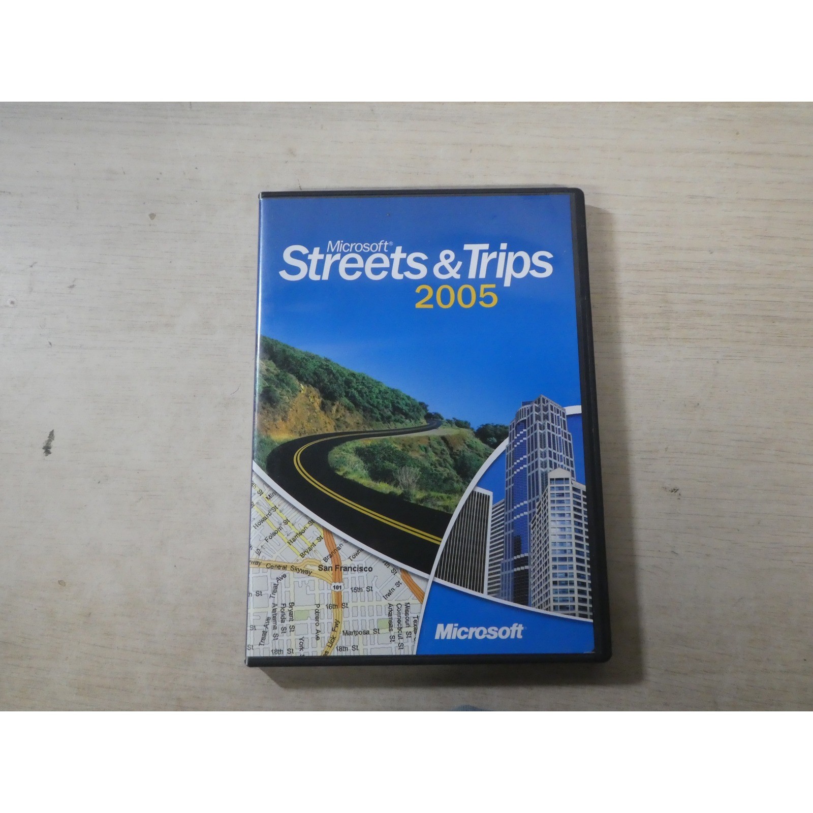 Microsoft Streets & Trips 2005 PC Software Vintage Mapping Travel Guide 2 Discs