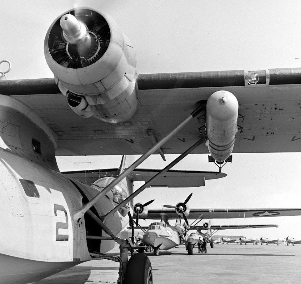 WW2  Photo WWII US Navy PBY Catalina Patrol with Torpedo World War Two USN /5246