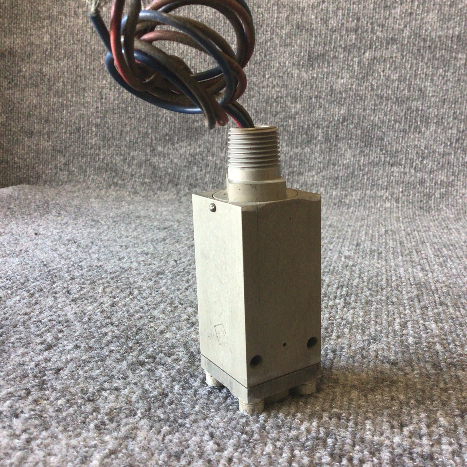 CUSTOM CONTROL SENSORS CCS 694P14 Pressure Switch Used