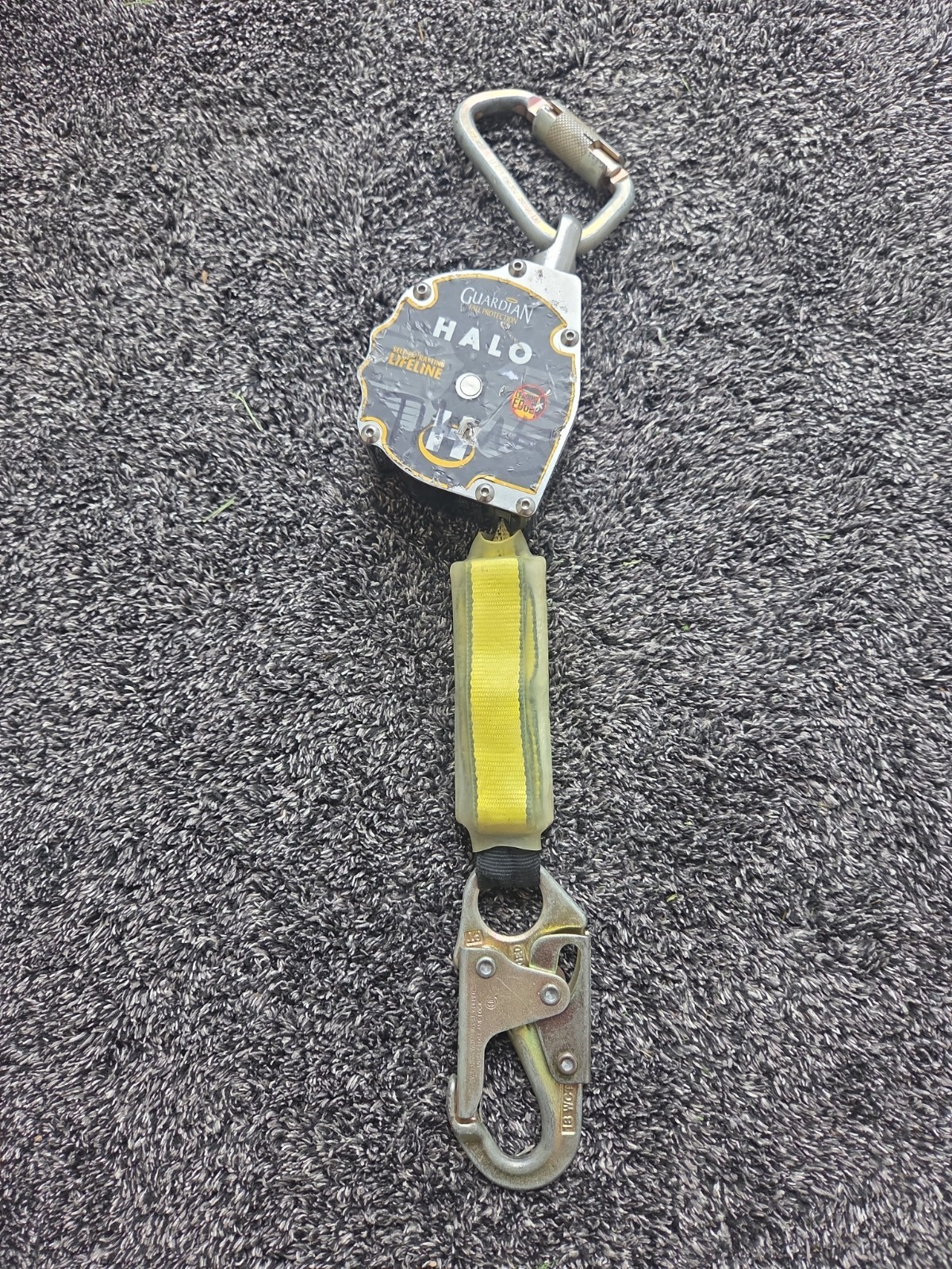 Guardian Fall Protection HALO 10900  Retractable