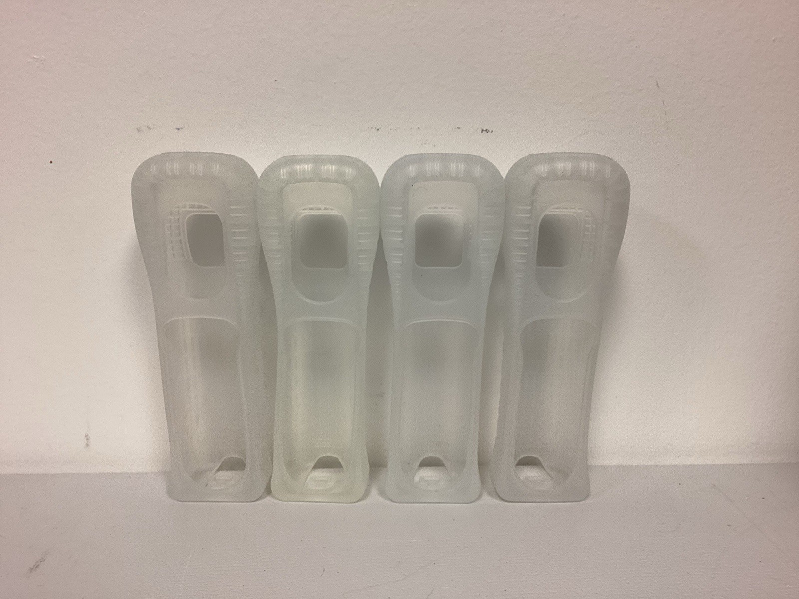 4x- Wii controller Rubber sleeve boot Jacket OEM OFFICIAL Nintendo