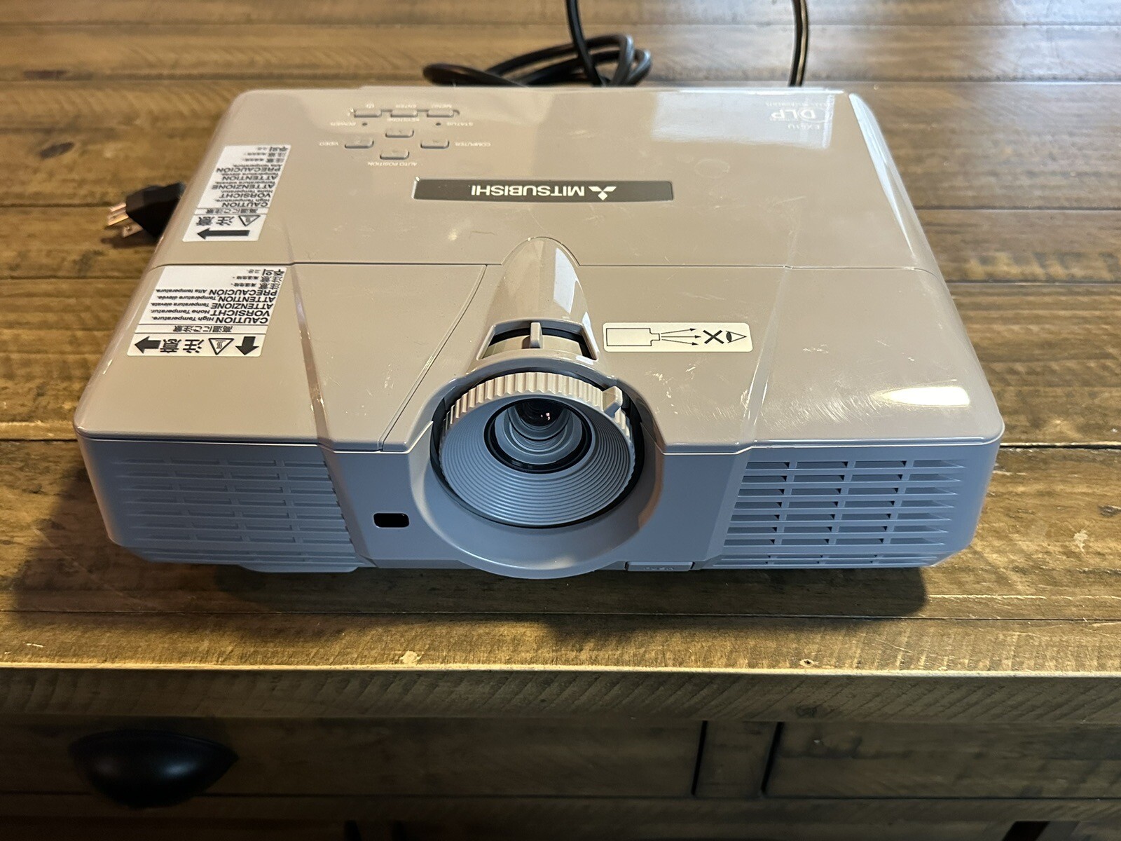MITSUBISHI EX51U XGA HD DLP PORTABLE PROJECTOR Home Theater Movies Football