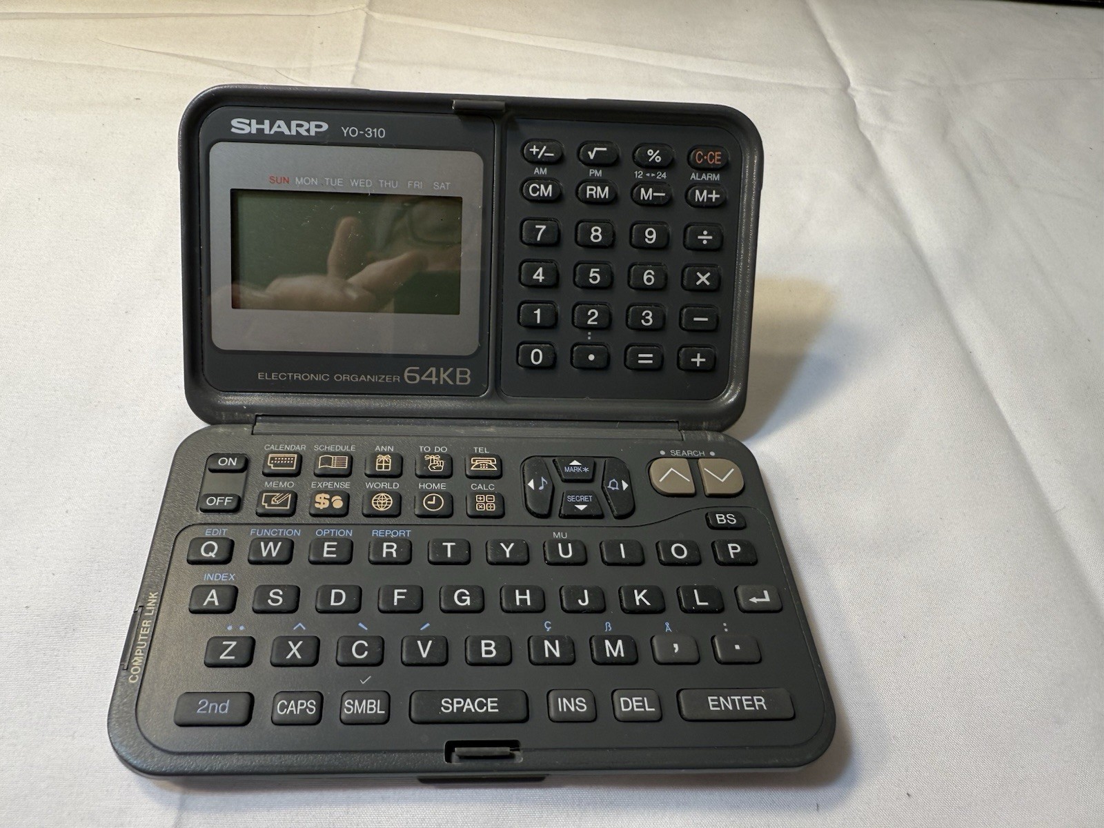 Vintage SHARP YO-600 Electronic Organizer