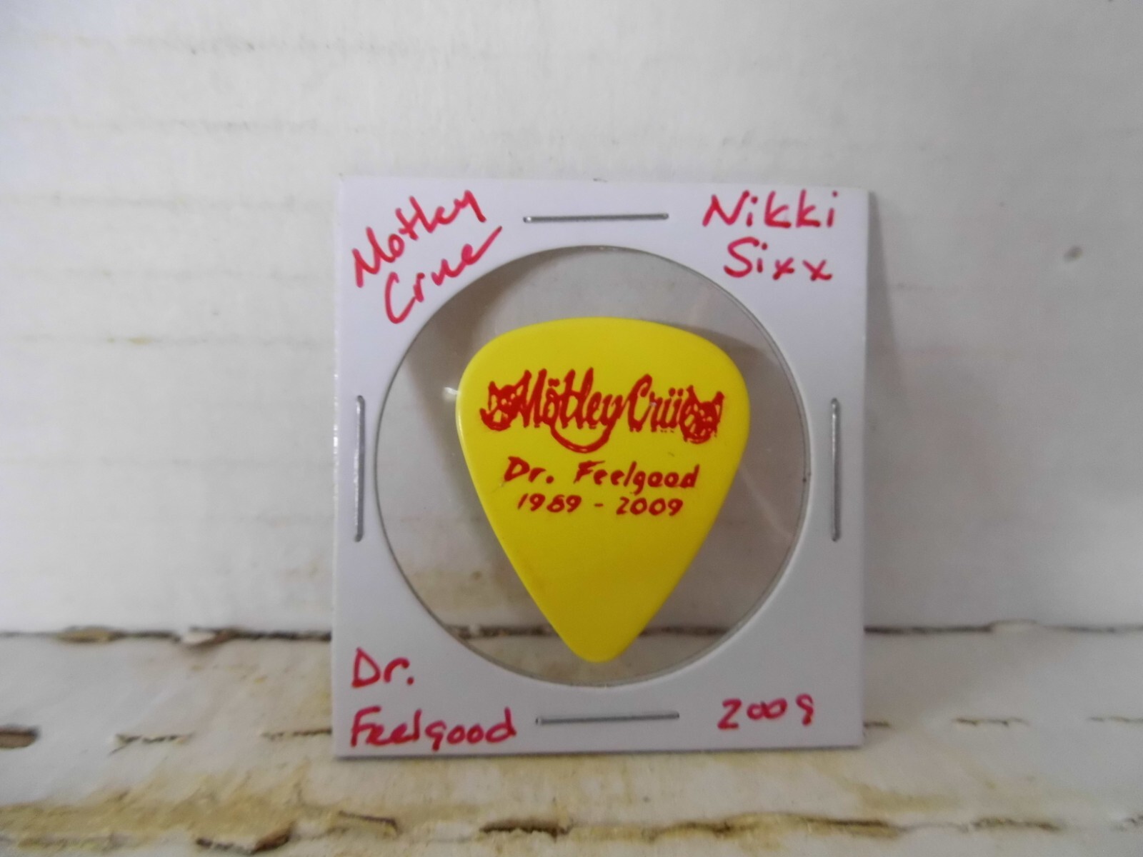 MOTLEY CRUE "NIKKI SIXX" 2009 GUITAR PICK~READ DESCRIPTION (#27~7)