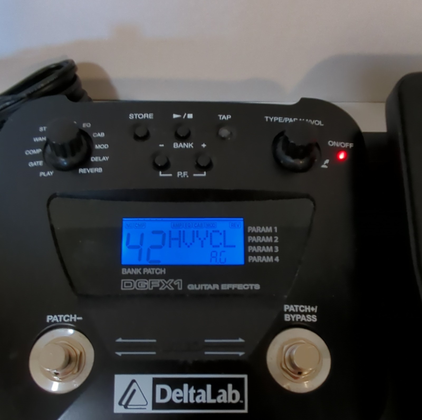 DeltaLab DGFX1 Digital Multi-Effects Processor for Electric Guitar w/AC adapter