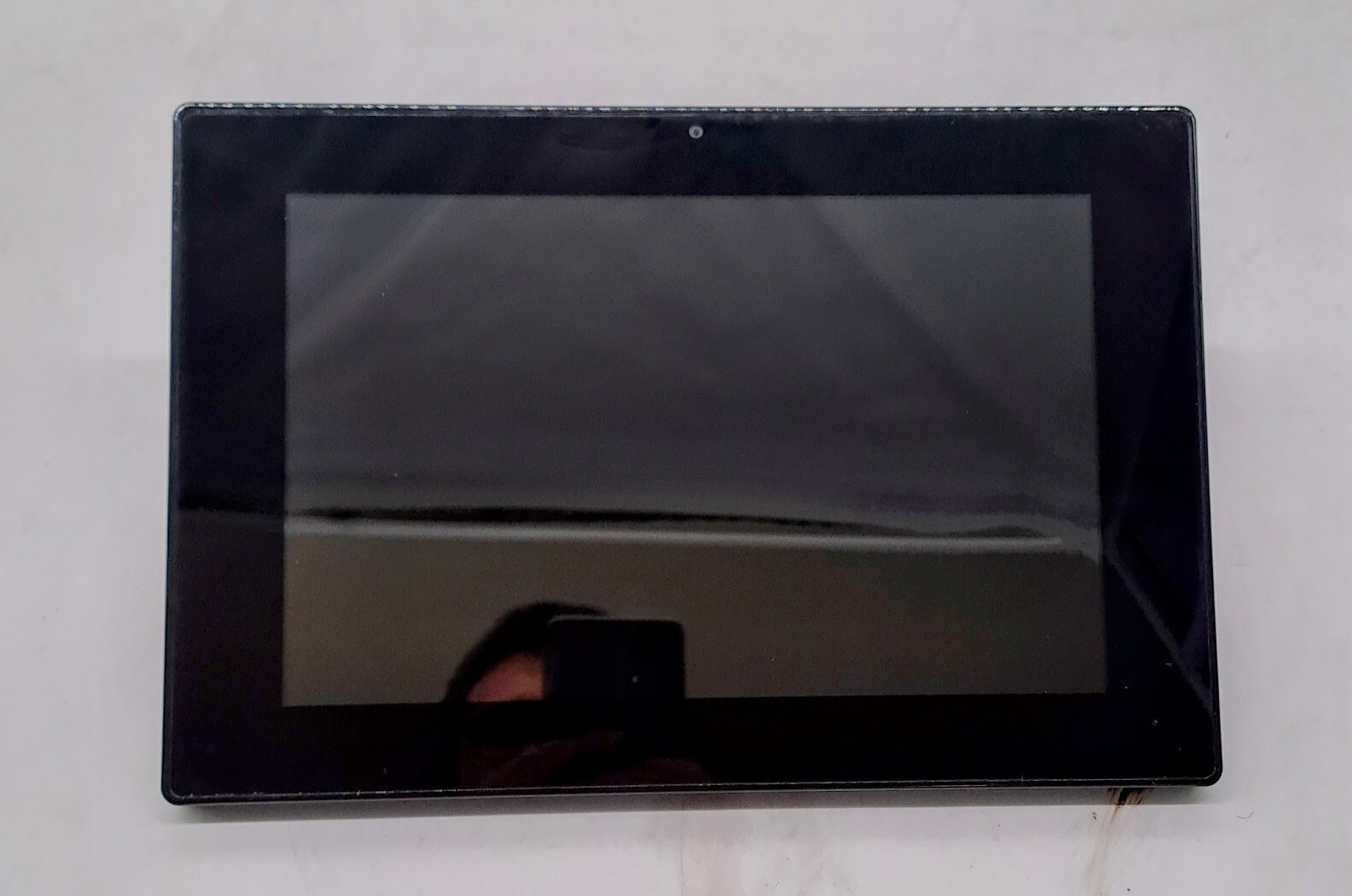 Digital Signboard XDS-1068 Touchscreen / NO POWER ADAPTER