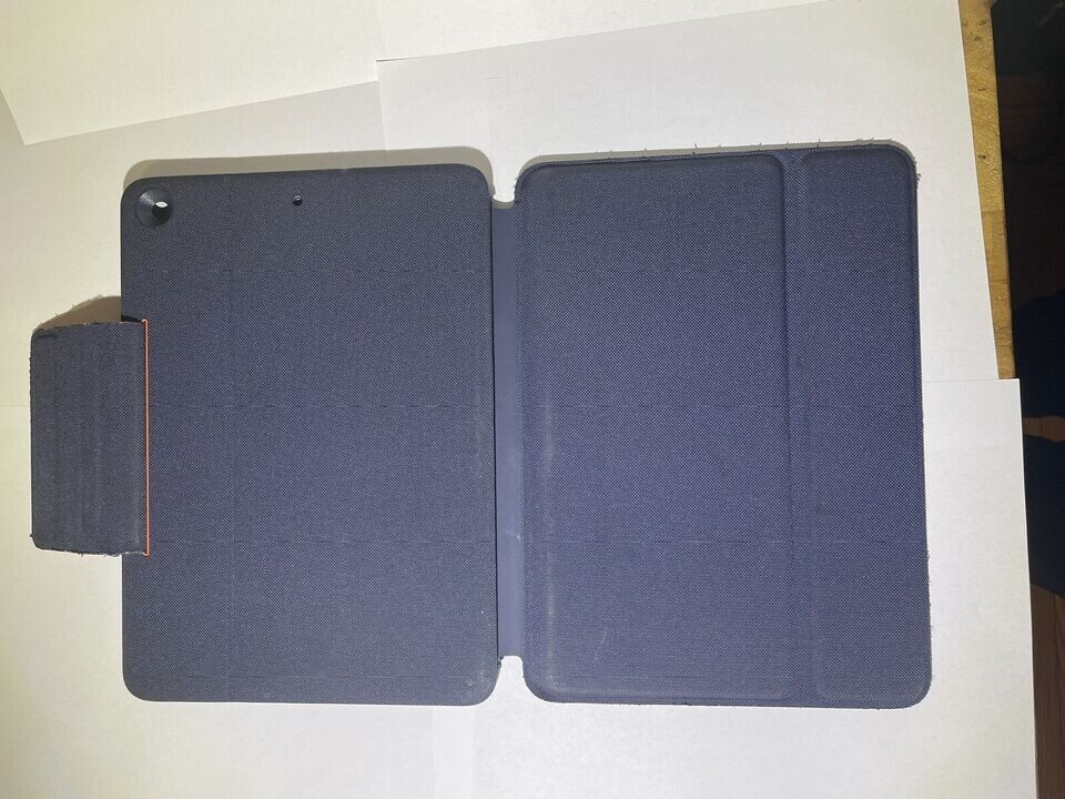 LOGITECH RUGGED COMBO 3 iPad Keyboard Case Blue For iPad 7th 8th 9th GEN