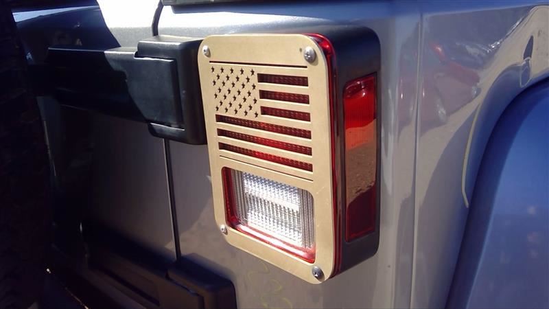 WRANGLER 2013 High Mounted Stop Light 694570