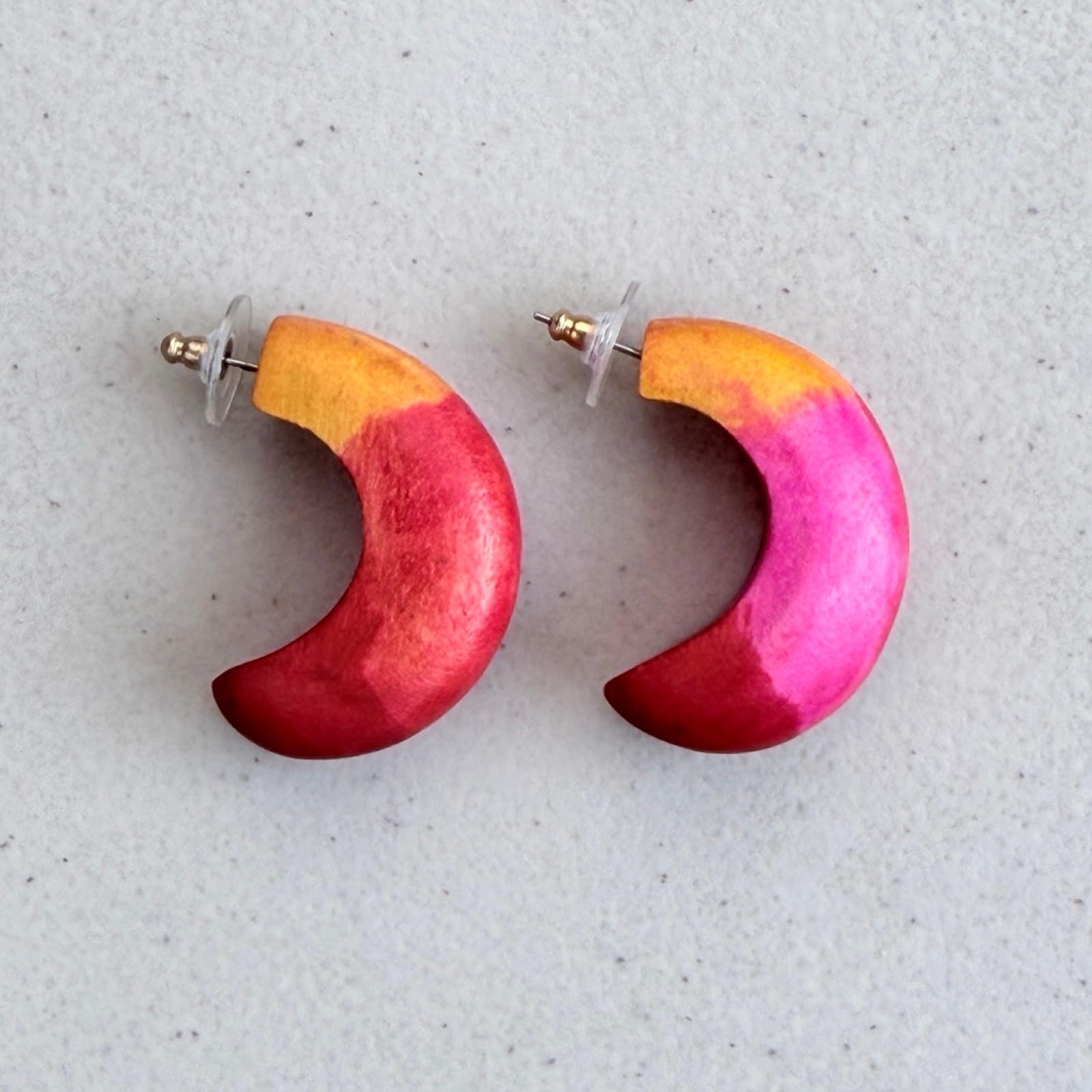 Vintage Crescent Wood Earrings 1980s Sunset Pink/Yellow/Orange Ombre Chunky