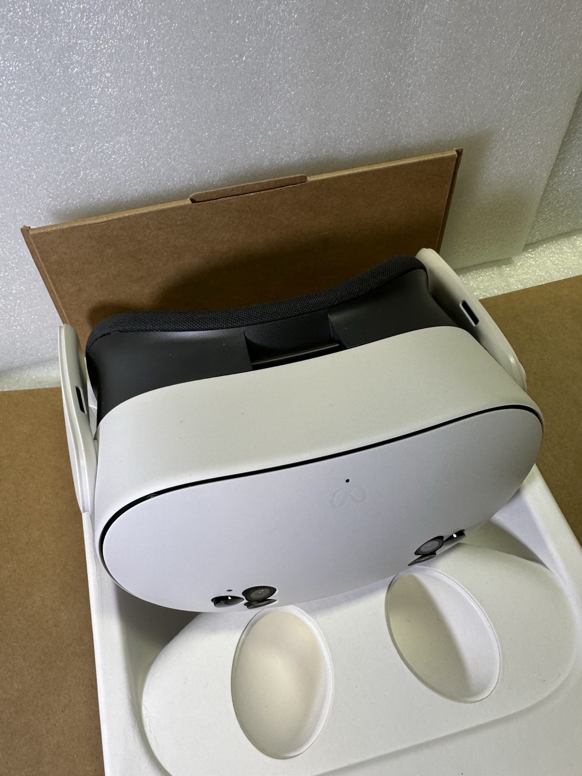 Meta Quest 3S 128GB VR Headset - White #E10.14