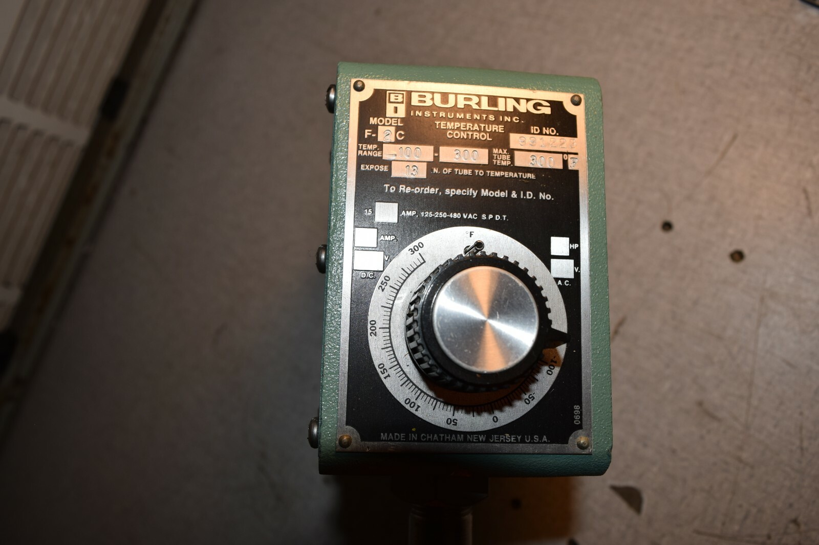 Burling F-2C Temperature Control Range 100-300 F