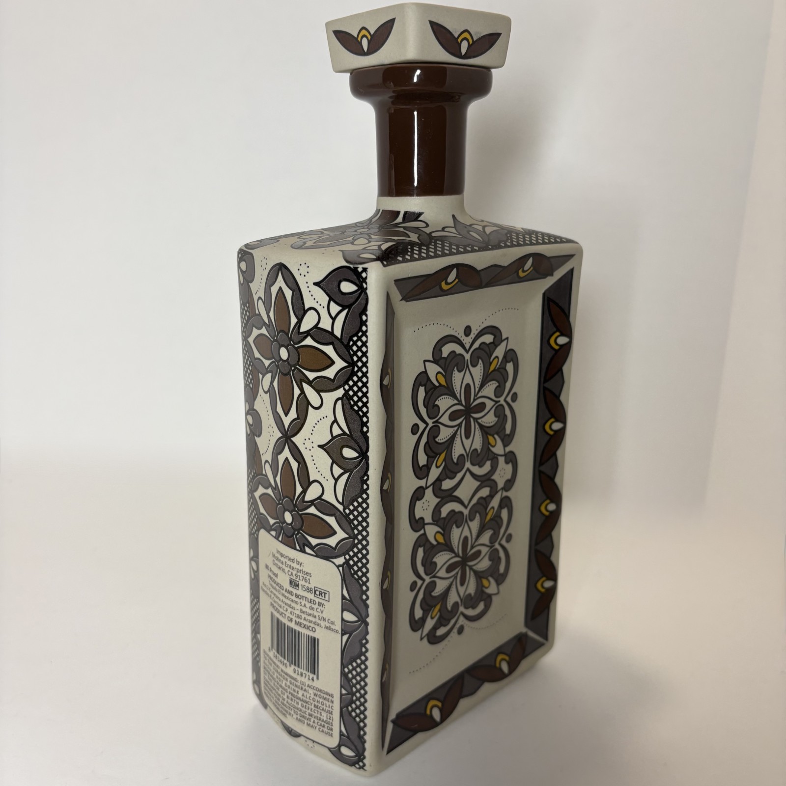 Tequila Dos Artes 100% Anejo Painted Bottle Only