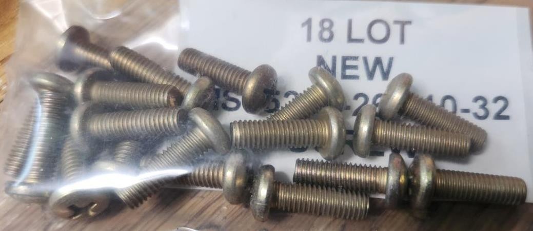 18 LOT NEW MS35207-264 10-32 SCREW  CAD PLATED NSN 5305-00-989-7435 FREE US SHIP