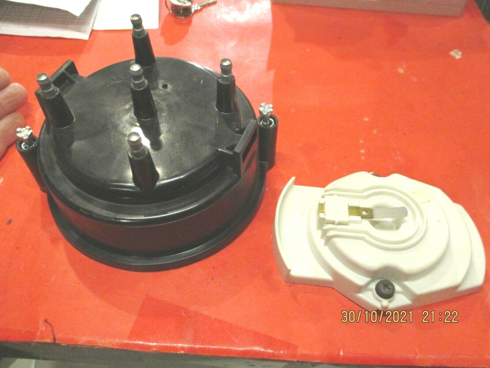 VEGA-MONZA-CHEVETTE-PONTIAC-T1000 -GM-1975-87 4 CLY-DISTRIBUTOR CAP & ROTOR-USA