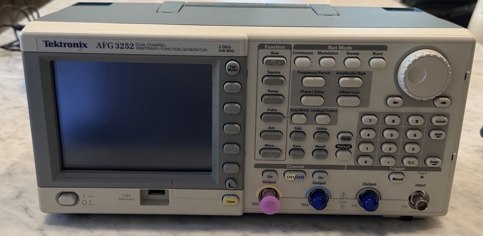 Tektronix AFG3252C Dual Channel Arbitrary/Function Generator 2 GS/s 240 MHz