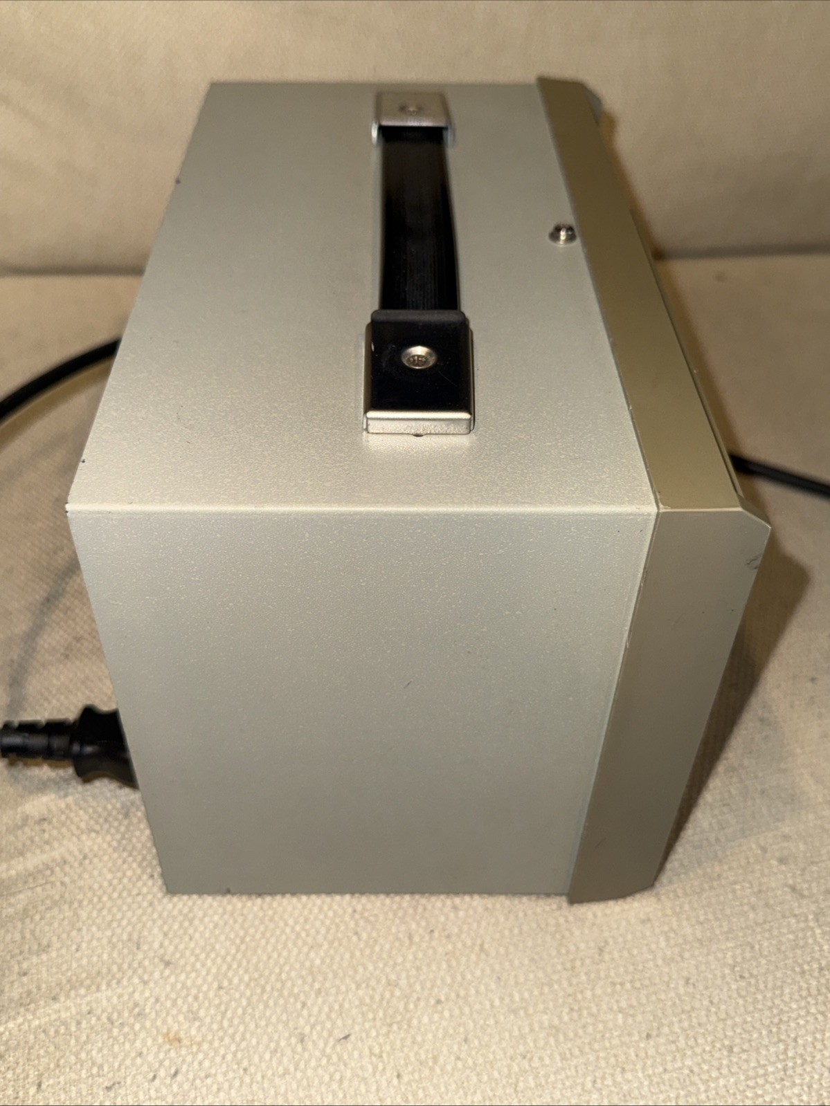 GW Goodwill Instruments - GRG-450B RF Signal Generator Good Working Condition