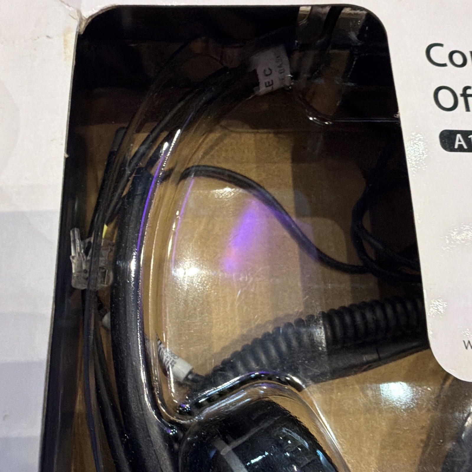 Vetch Corded-Ear Office Headset with Noise Cancelling Microphone