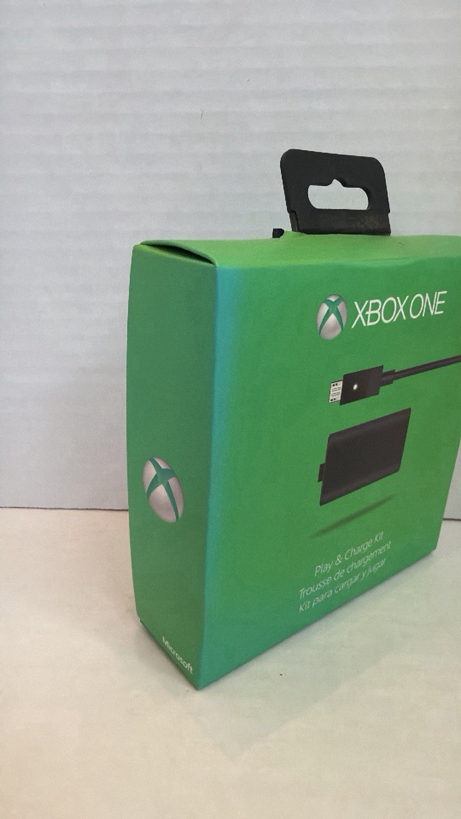 New Sealed Microsoft Xbox One Play & Charge Kit USB Cable Rechargeable SEE PICS