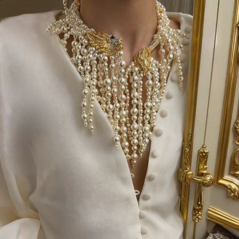 Handmade Pearl Tassel Collar Relief Necklace for Women