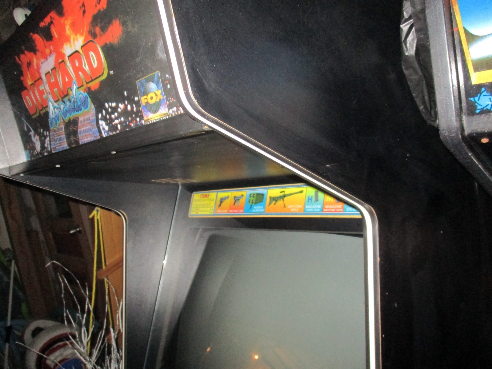 DIE HARD ARCADE by SEGA 1996 full size In Good Condition