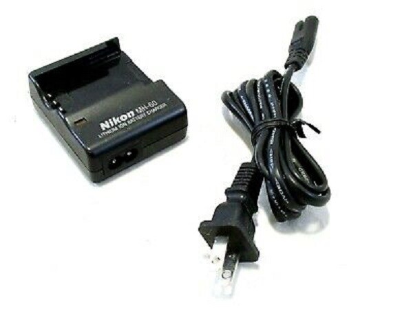Nikon Batery Charger MN60 with Lithlium Ion Rechargable Battery EN-EL2