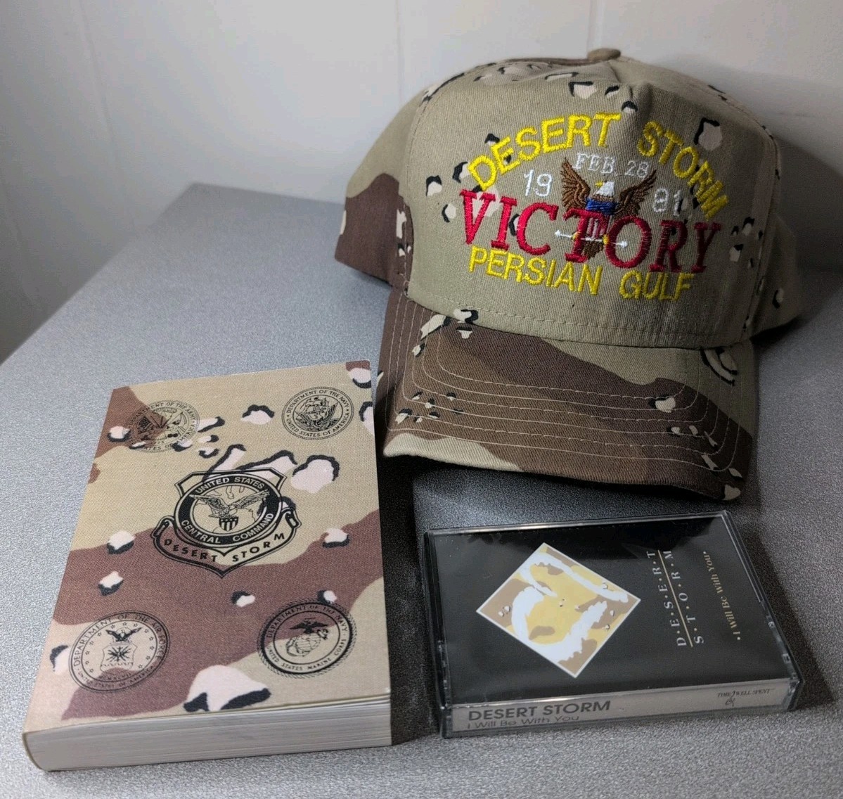 Vintage Persian Gulf Desert Storm War Lot Victory Ballcap Central Command Bible