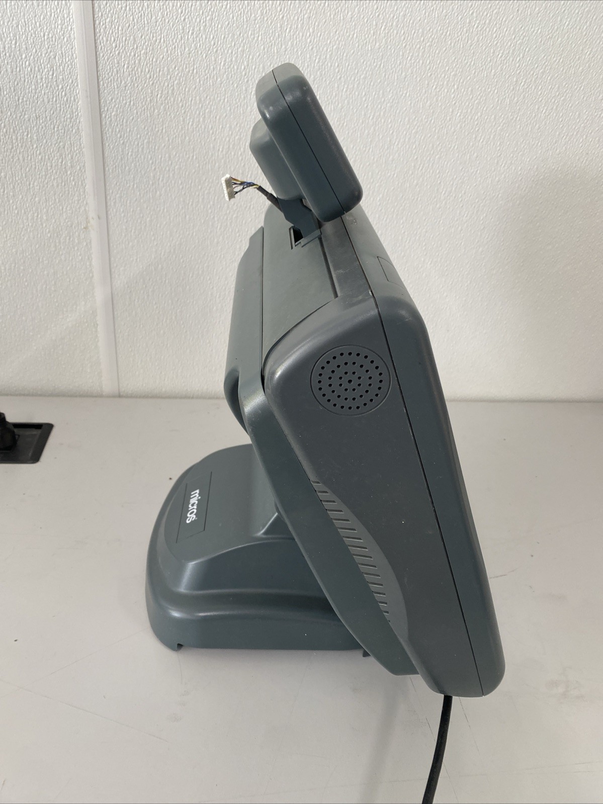 Micros Micros Workstation 5A System Unit w/ Price Screen