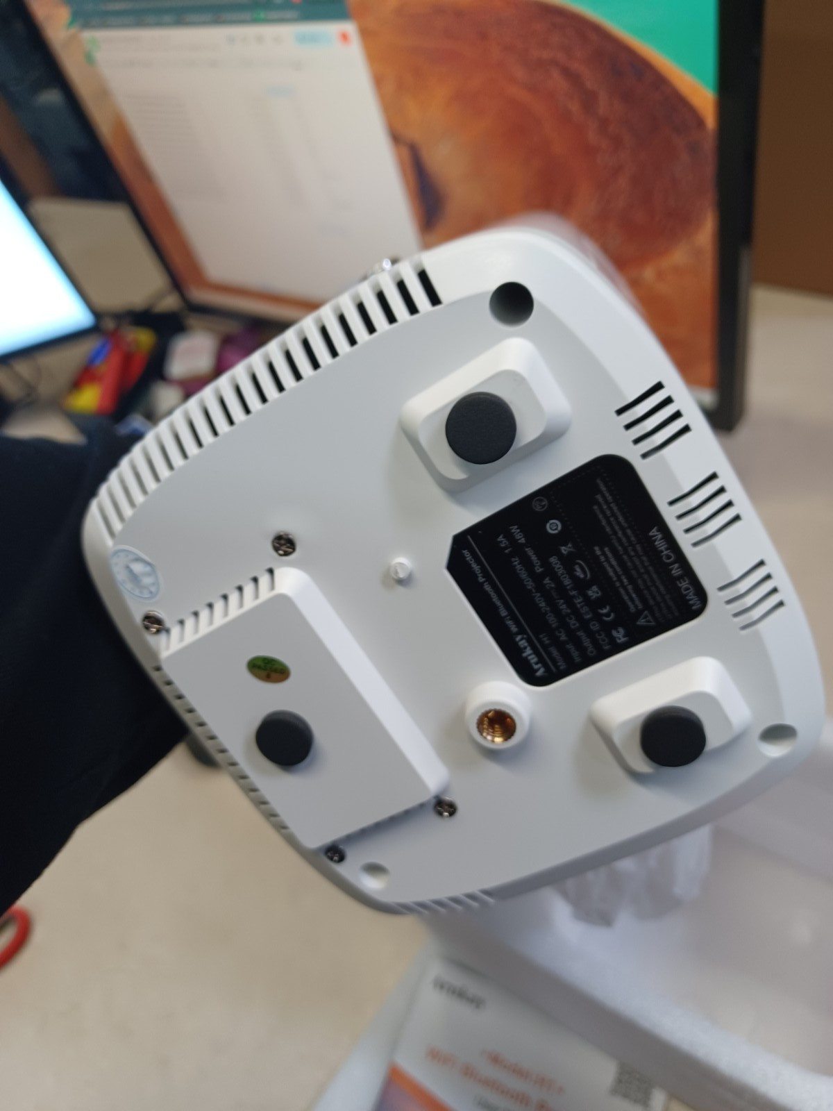 Arukay 00794416430926 Arukay Wifi Bluetooth Projector