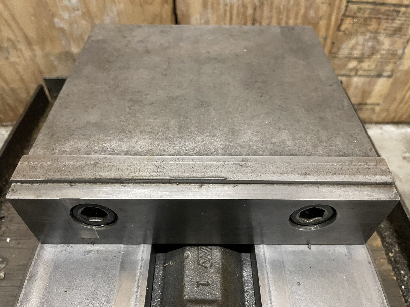 KURT 8" VISE D80