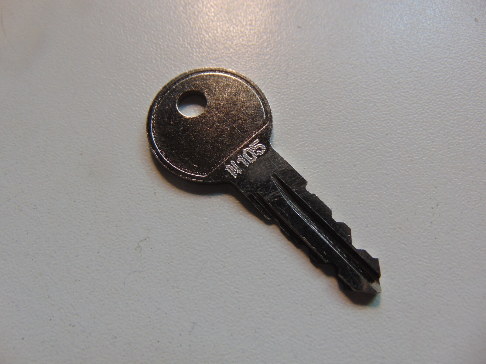 Thule Key N105 N 105 Replacement Key for Rear Rack Roof Boxes Roof Rack