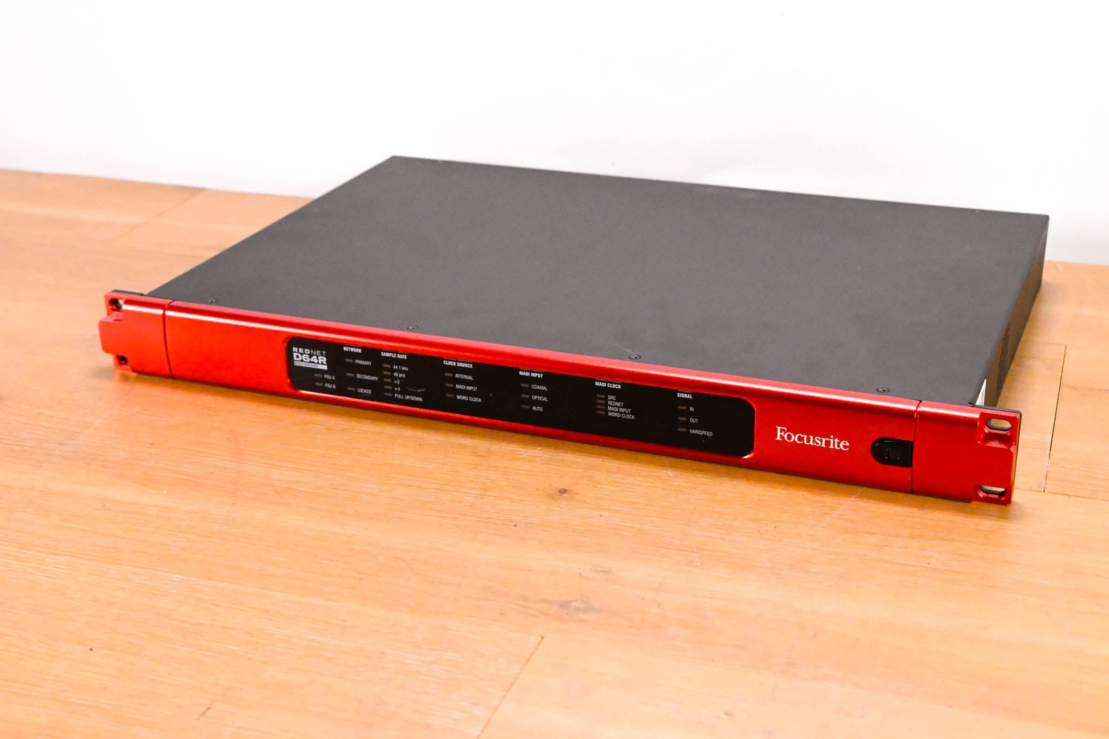Focusrite RedNet D64R 64-Channel Dante to MADI Interface CG01XY4