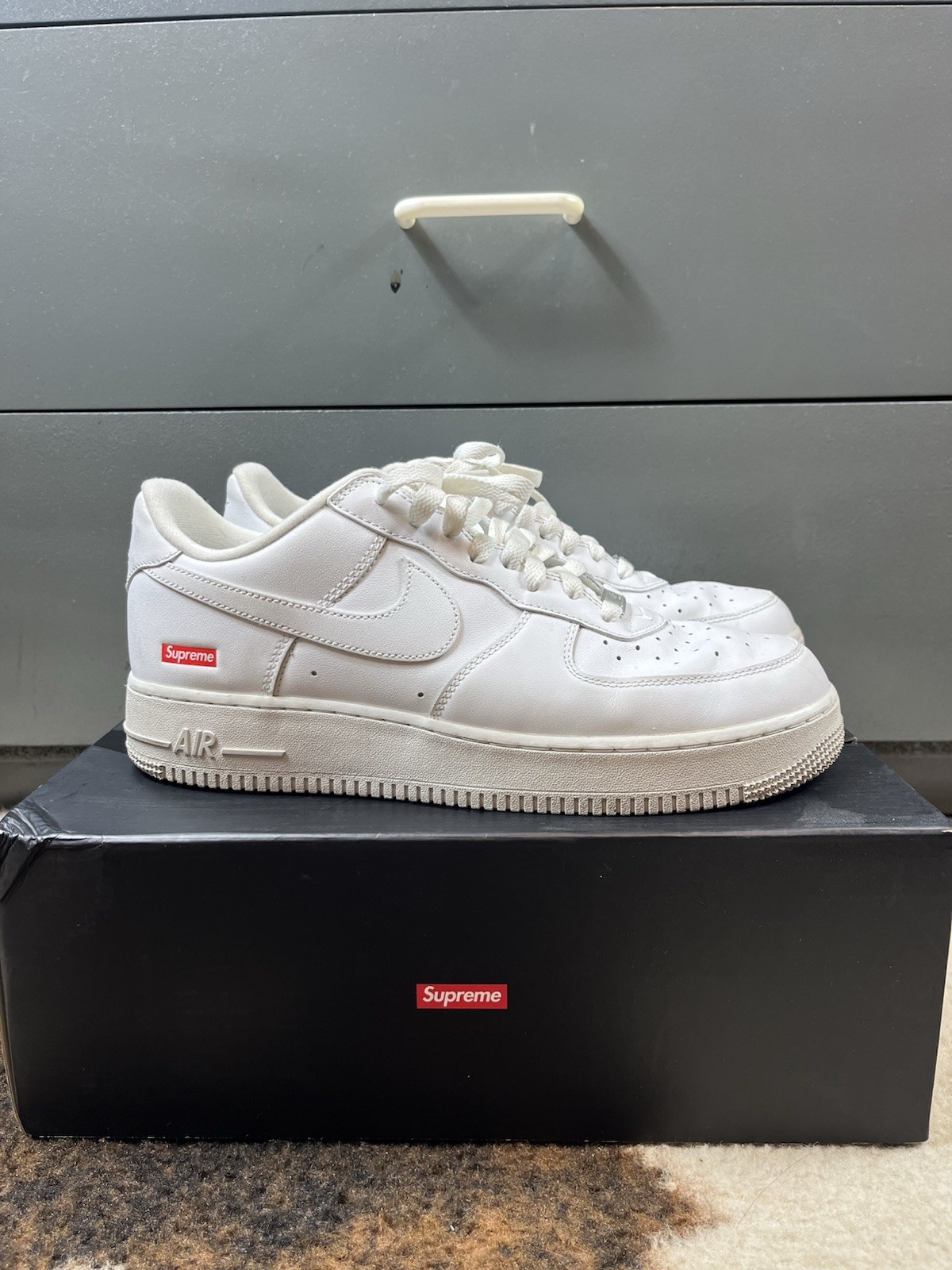 Nike Air Force 1 Low SP Supreme White Men's Low Top Sneakers No Extra Lace