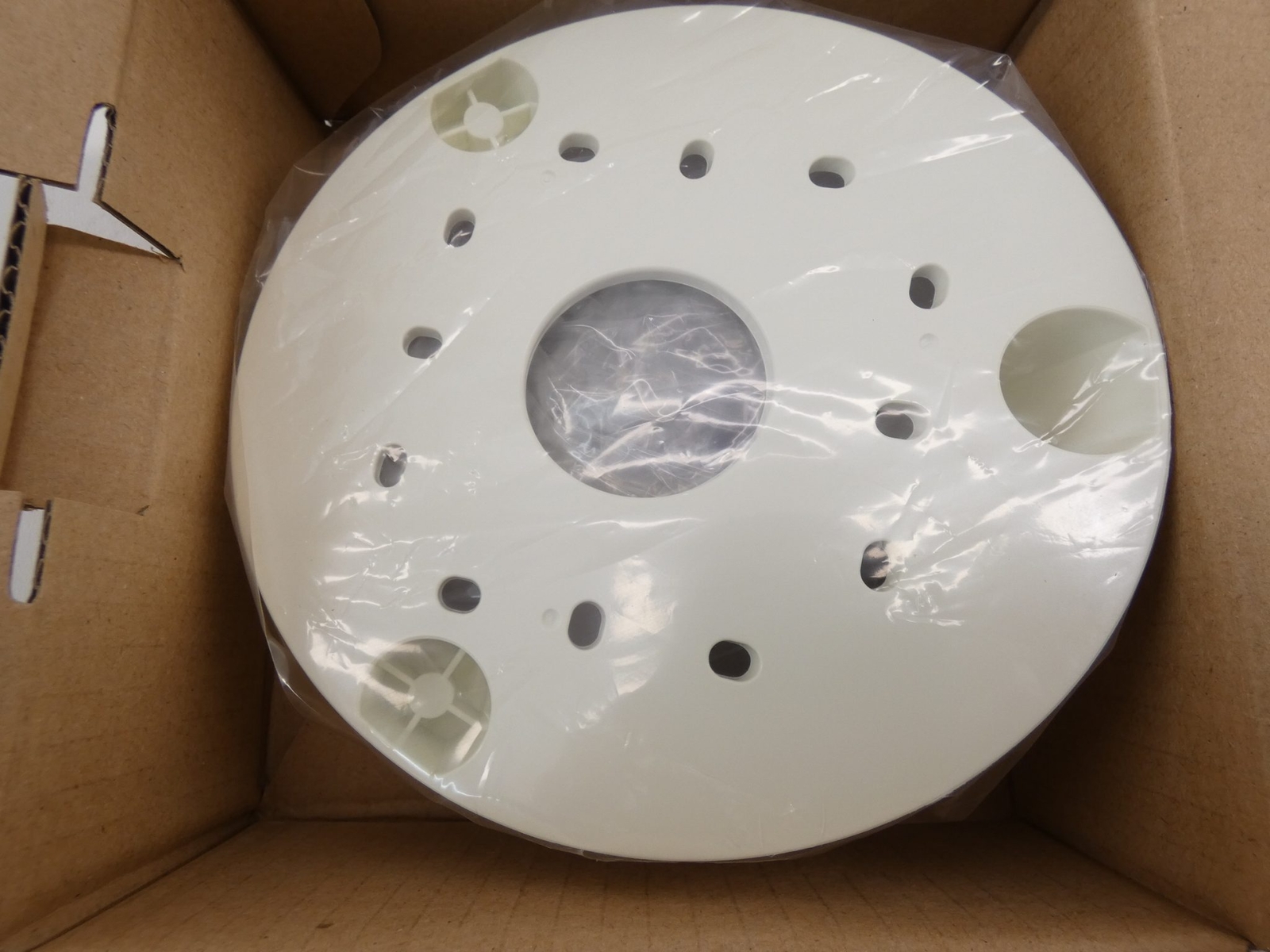 Hanwha Techwin SBP-300TM1 Hanging Tilting Mount Adaptor - NEW Surplus!
