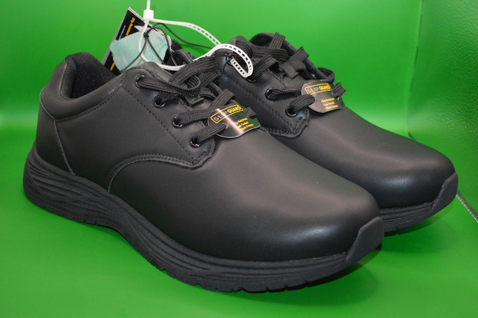 Men’s Work Perry Ellis Shoe size 9 Wide Safety Anti Slip